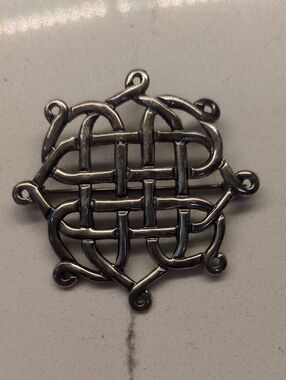 Intricate Celtic Knot Silver Tone Brooch